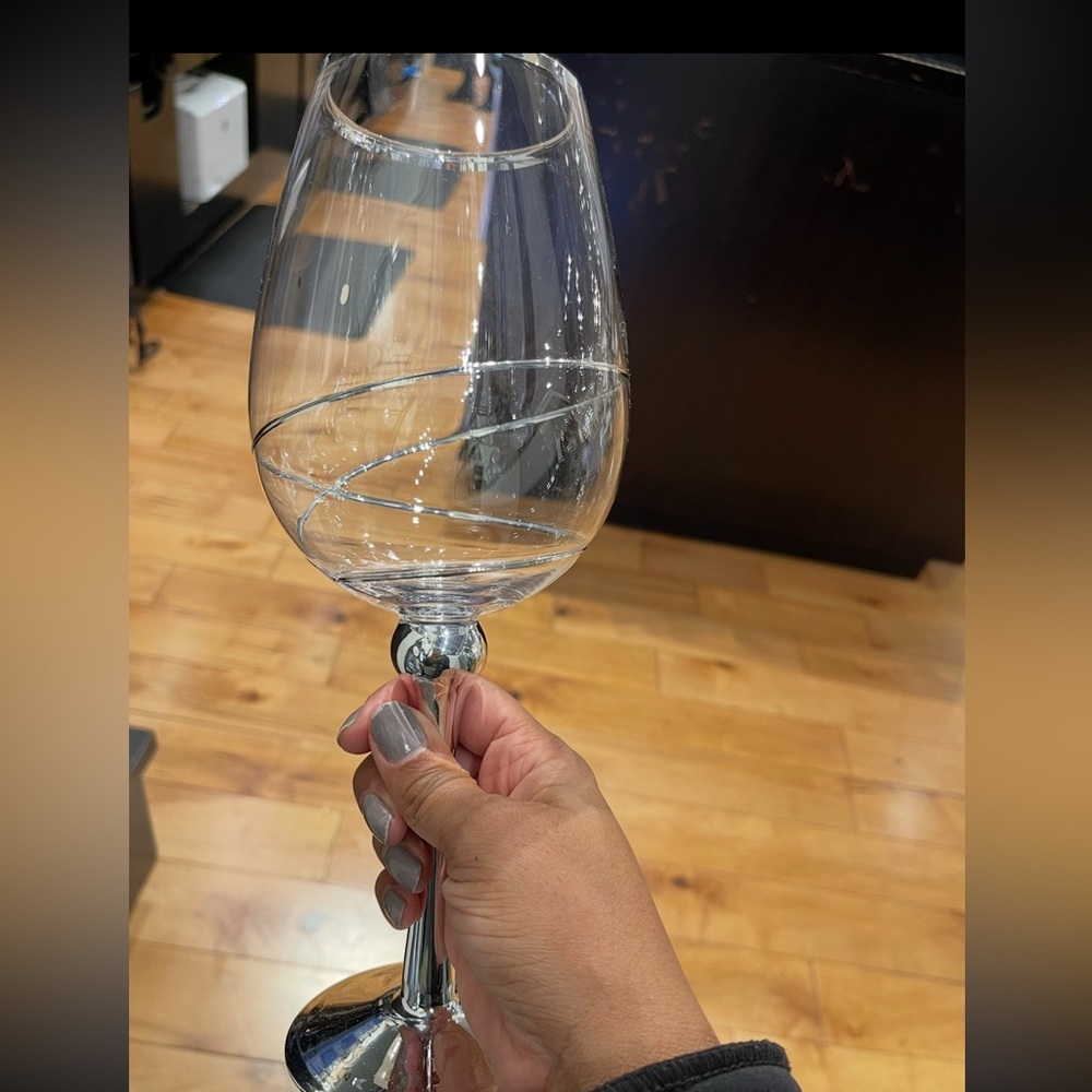 π Z GALLERIE Set of 6 Olympia White Wine Glasses - Silver - Picture 3 of 4